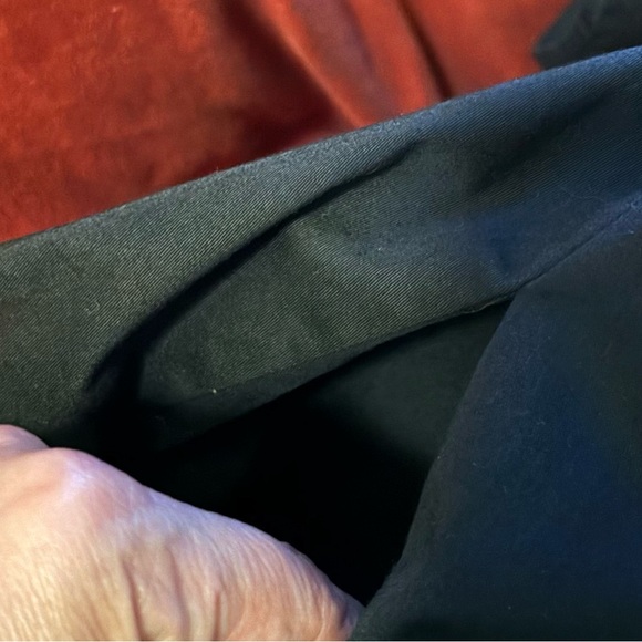 JARBO Black Dress, Excellent condition, size 1 regular size 6/8 - Picture 11 of 16